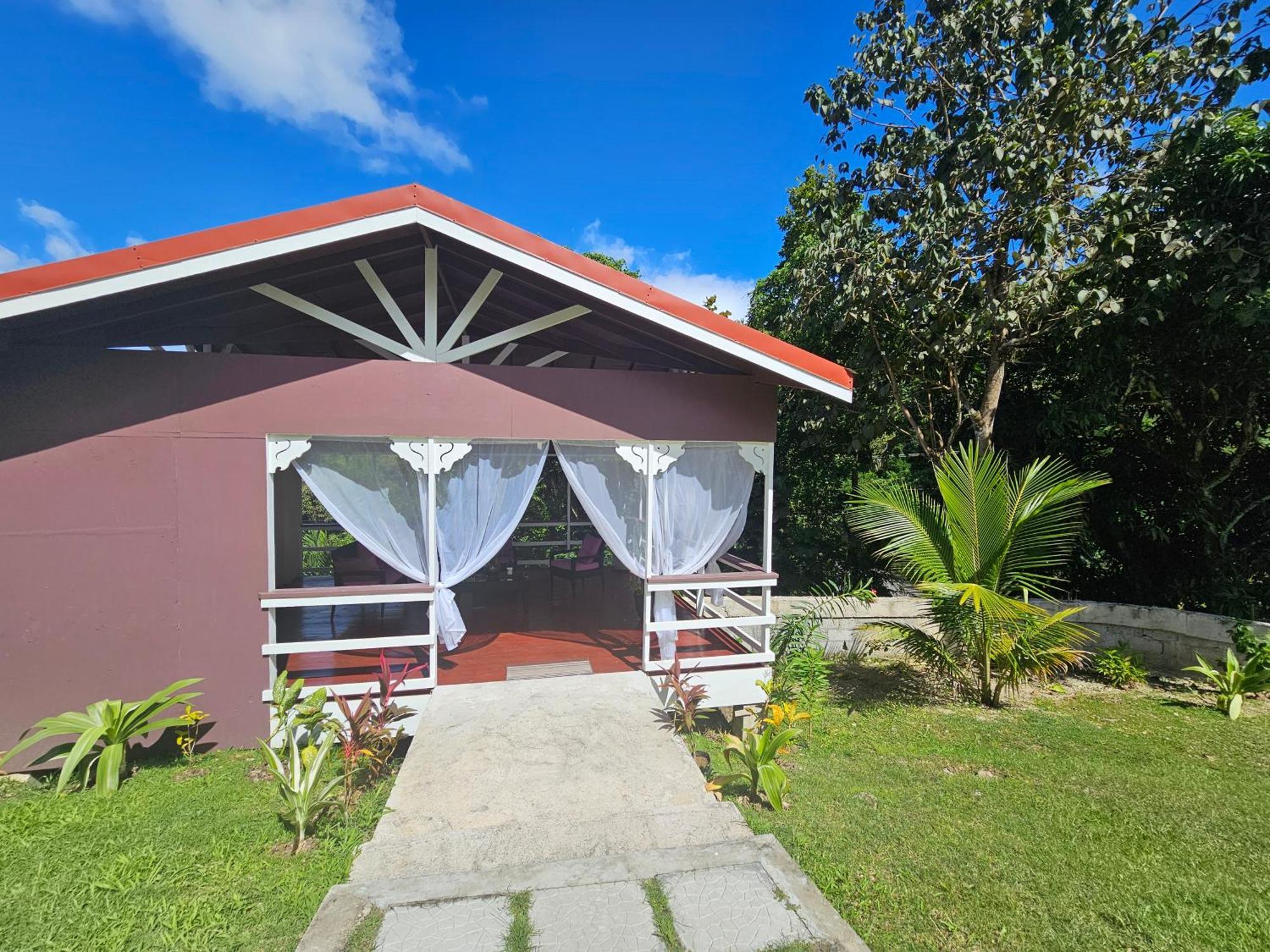 Apartamento Royal Escape 2 Anse La Raye Exterior foto
